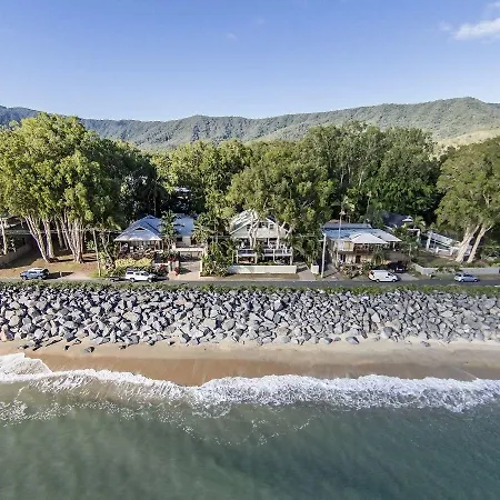 Decked Out By The Sea Villa Clifton Beach Exterior photo